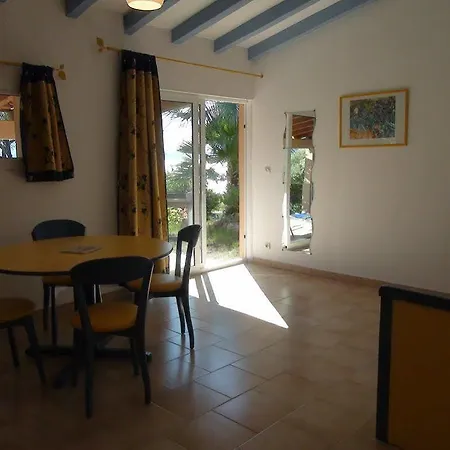 Parque de vacaciones Résidence Cantu Di Mare 4*