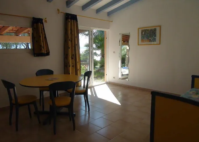 Vakantiepark Cantu Di Mare 4*